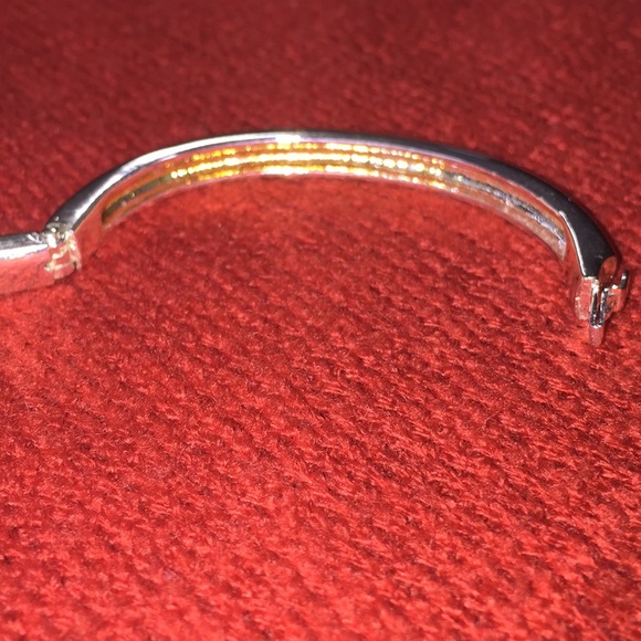 Crystals Bangle Hinged Bracelets Jennifer Moore - Picture 6 of 8